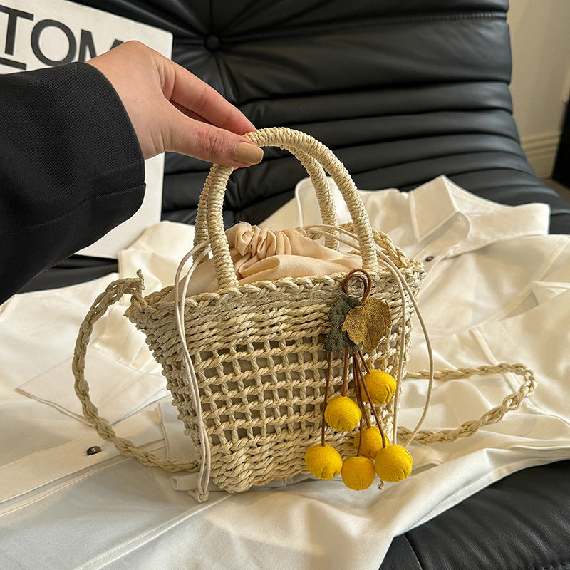 Fresh Summer Straw Bag – Hand-Woven INS Style Hollow Shoulder Handbag